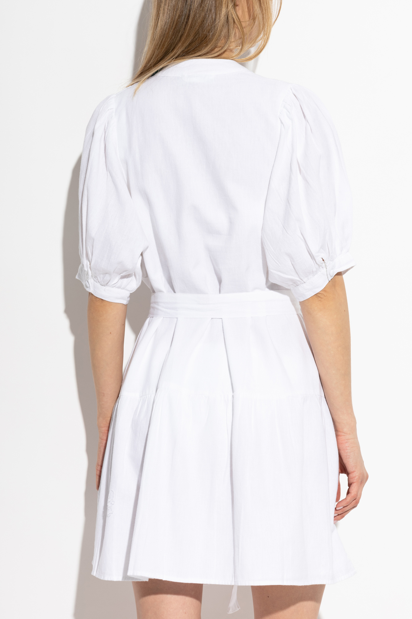 オールインワン・サロペット Melissa Odabash Kinly Dress Kinly White Belted Short Summer Dress | Official US Site